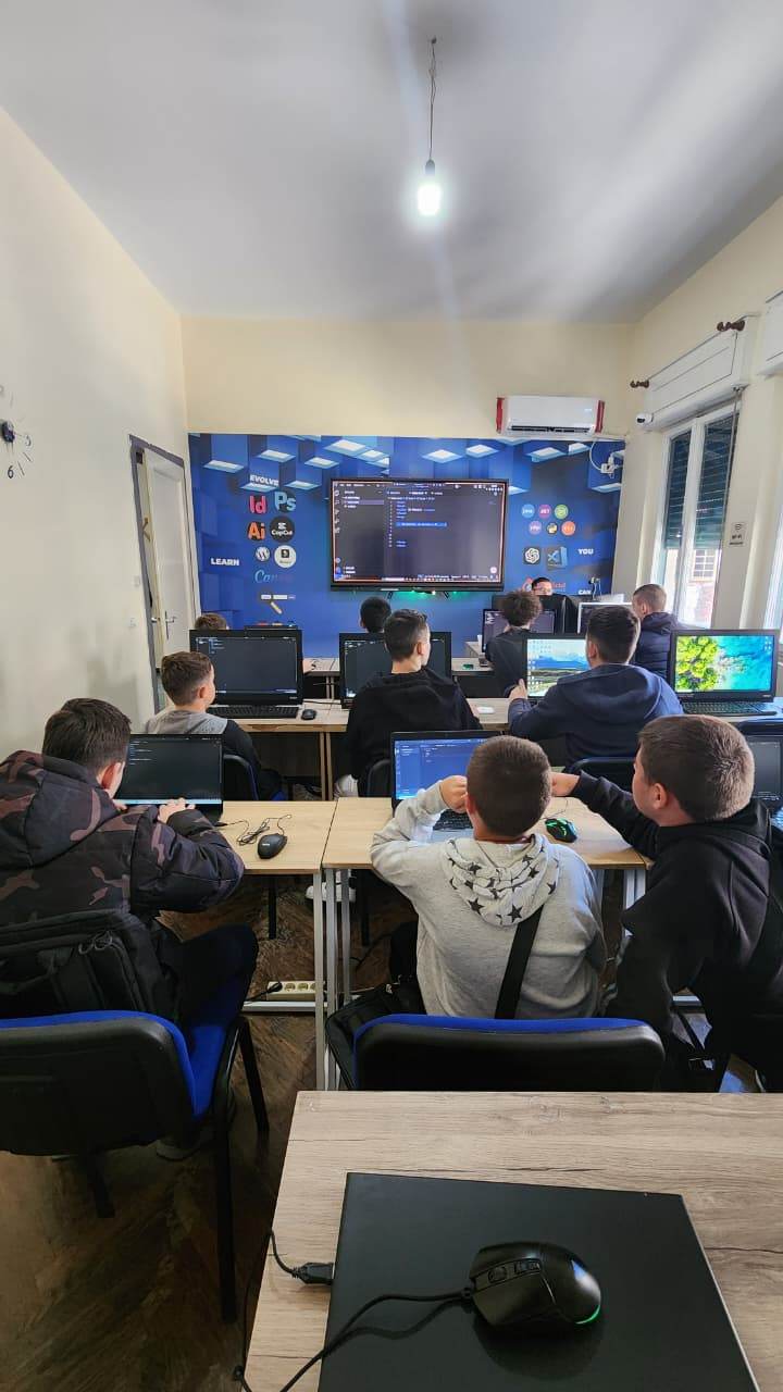 Kurse për Fëmijë 10-15 vjeç